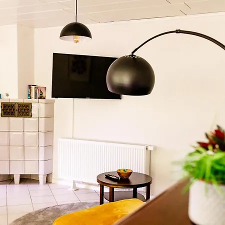 Birds-nest Waldblick Kamin דירה *